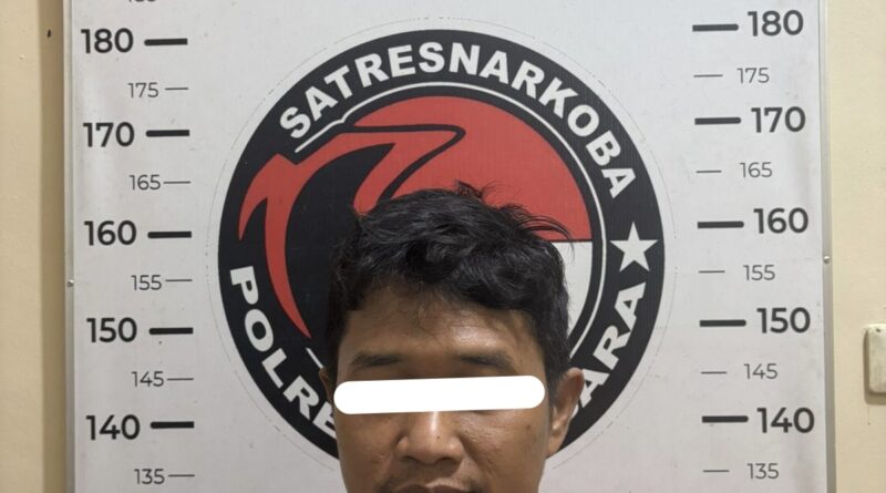 Satres Narkoba Polres Batu Bara Tangkap Warga Simpang Gambus Miliki Sabu IMG 20250915 WA0034